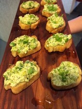 Primavera Crostini